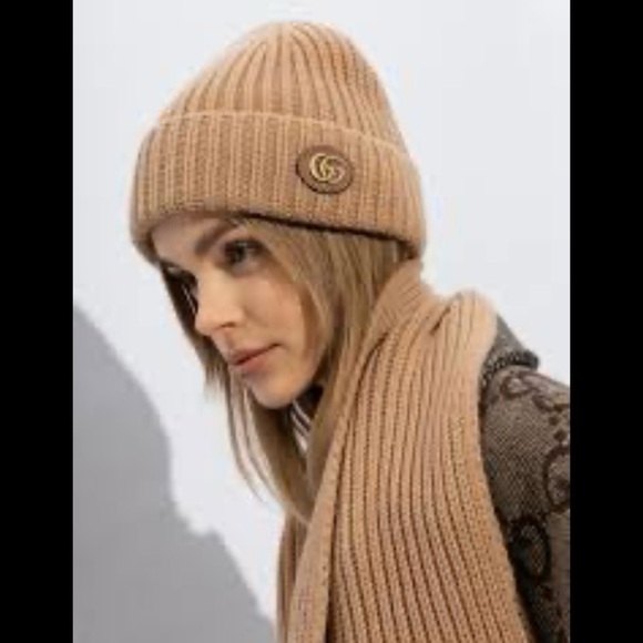 Gucci Tan Ribbed Knit Hat with Logo - Picture 1 of 13